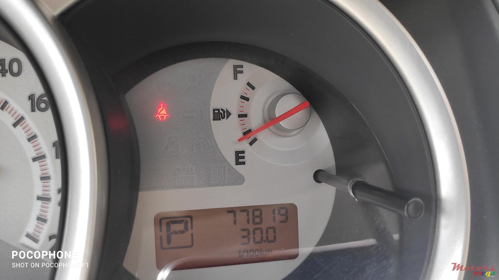 2009' Nissan Tiida photo #6