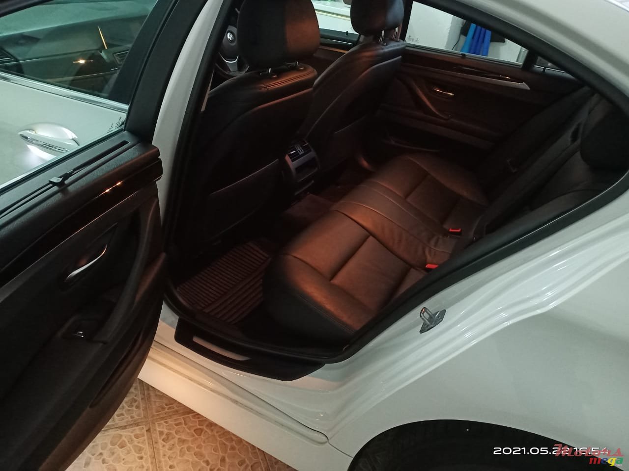 2016' BMW 520 photo #4