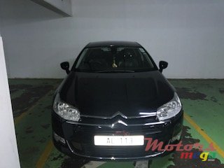 2011' Citroen C5 photo #5