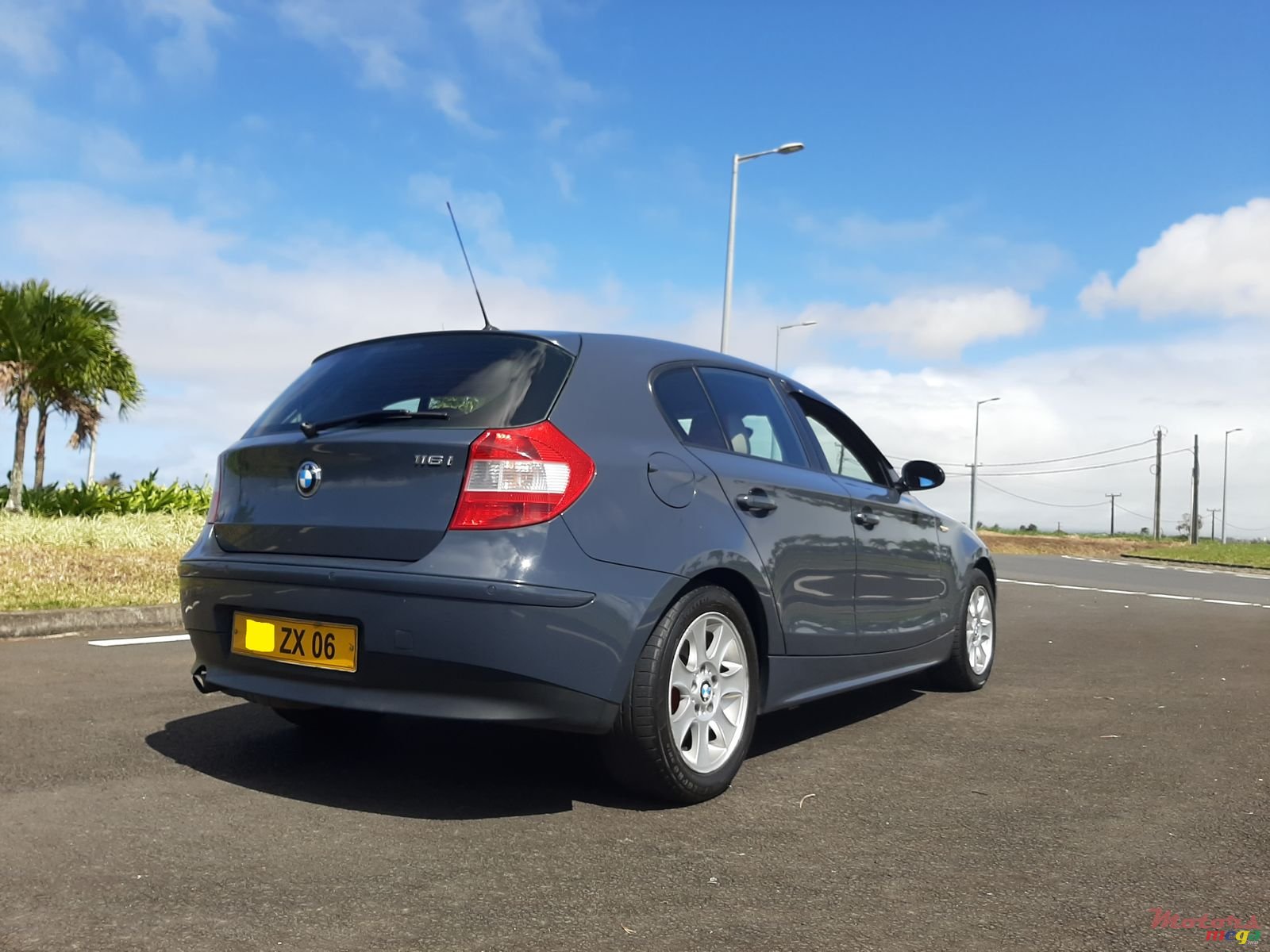 2006' BMW 116 photo #1