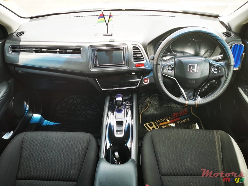 2014' Honda Vezel Hybrid photo #5