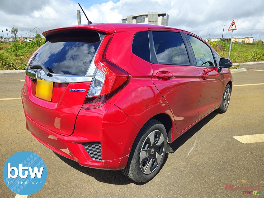 2017' Honda Fit photo #3