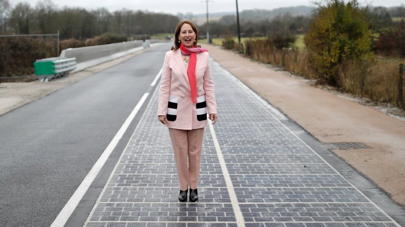 Wattway solar road now open for rays in France