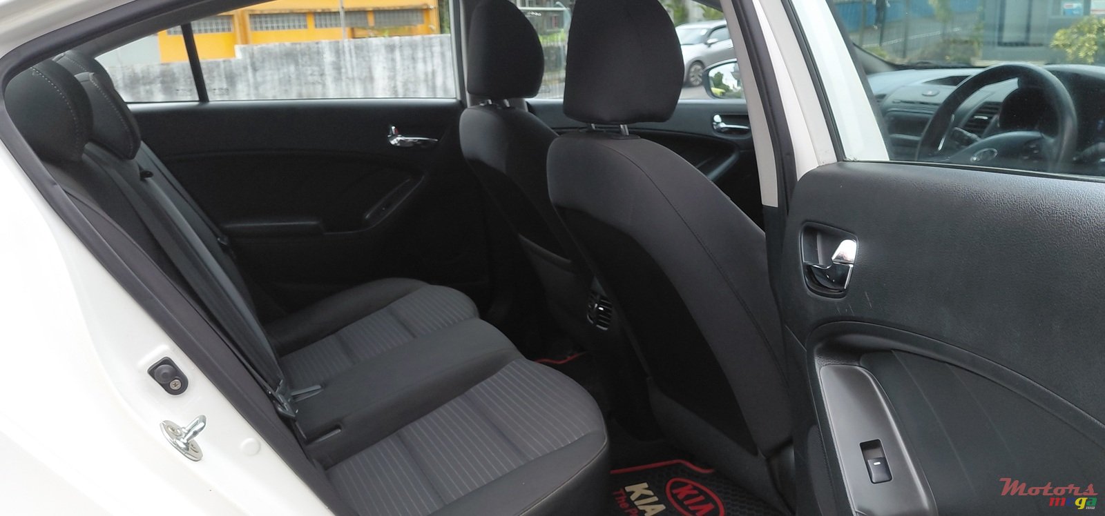2016' Kia Forte photo #6
