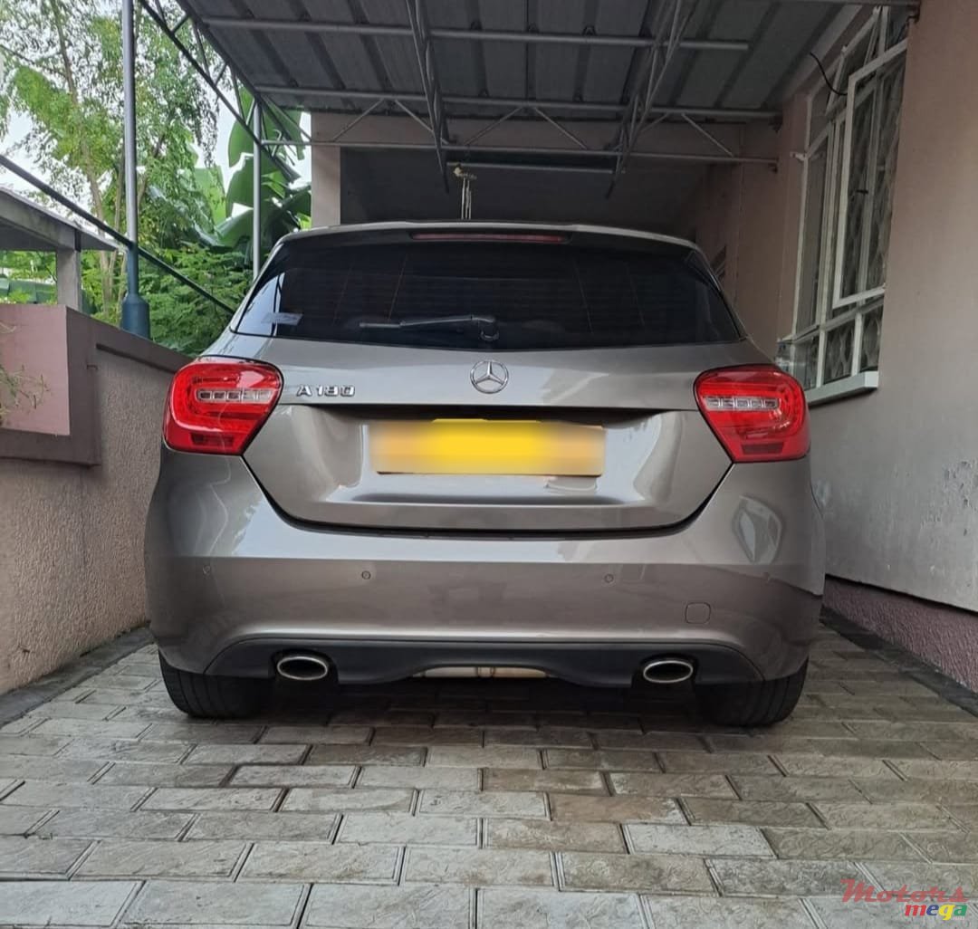 2014' Mercedes-Benz A 180 photo #4