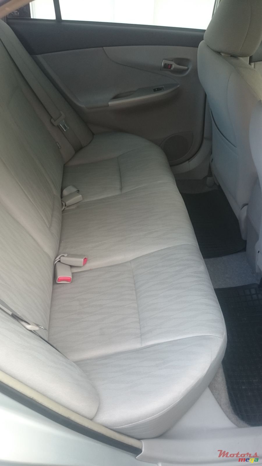 2006' Toyota Axio Grade G photo #6