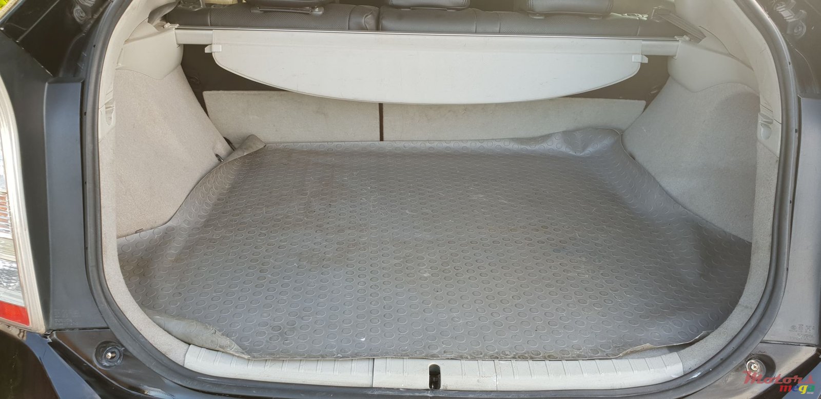 2010' Toyota Prius photo #6