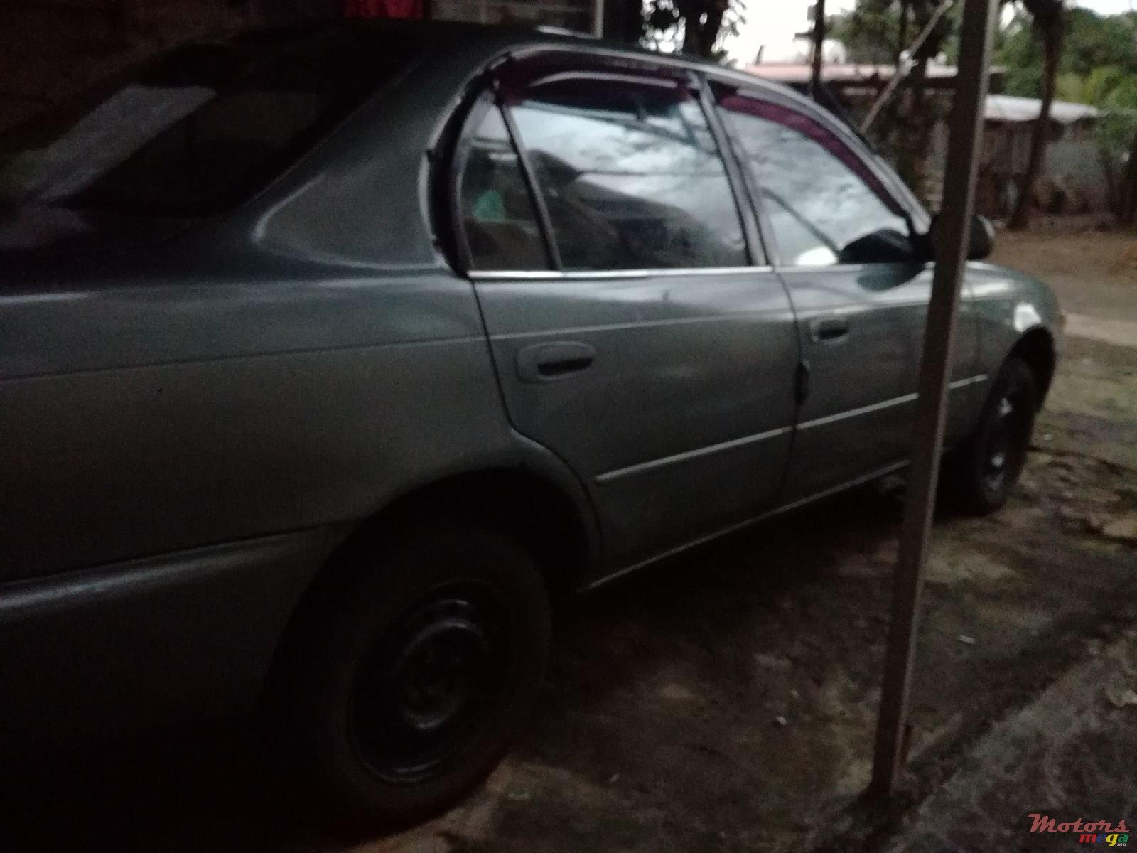 1995' Toyota Corolla photo #3