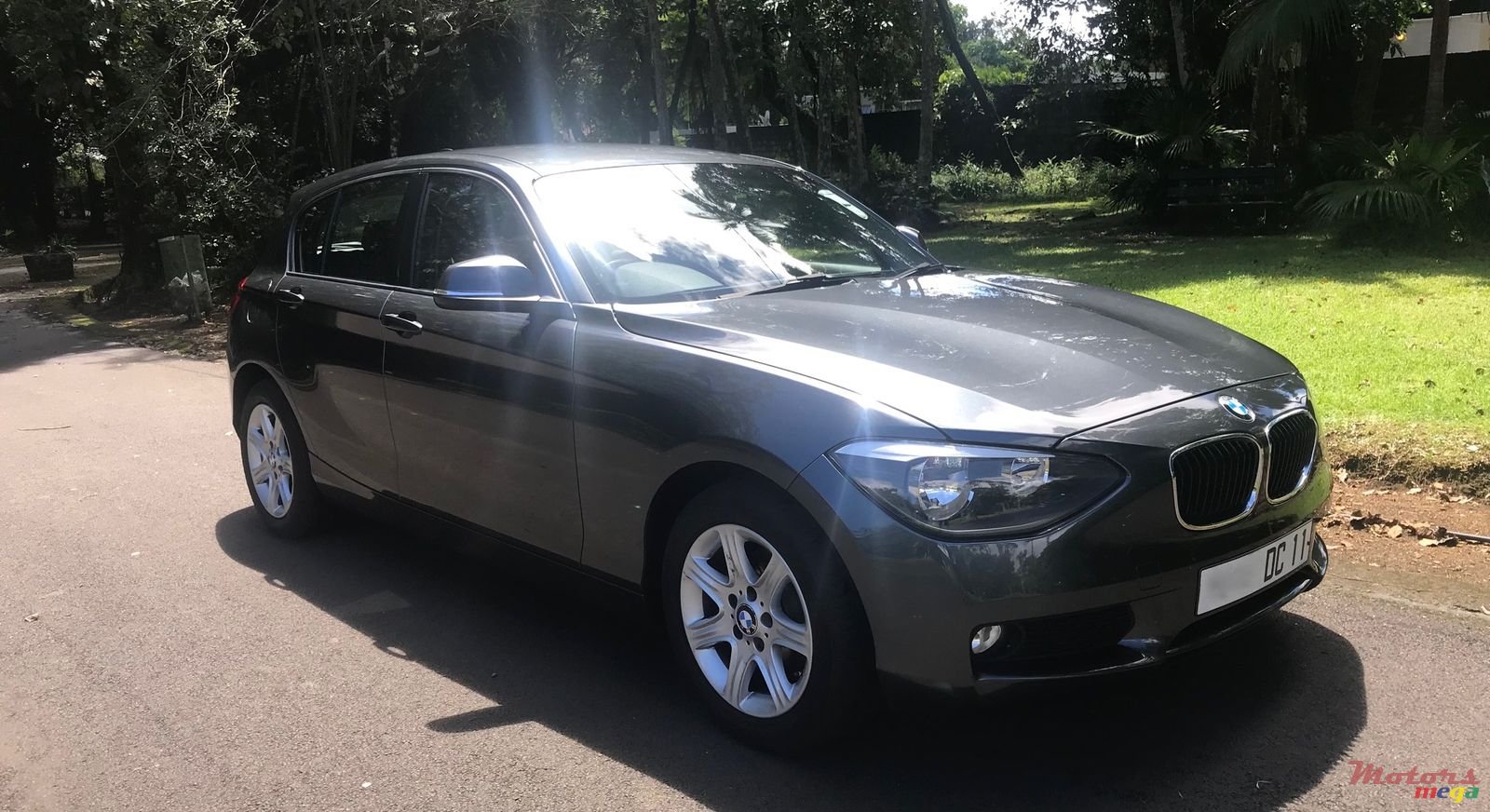 2011' BMW 116 photo #1