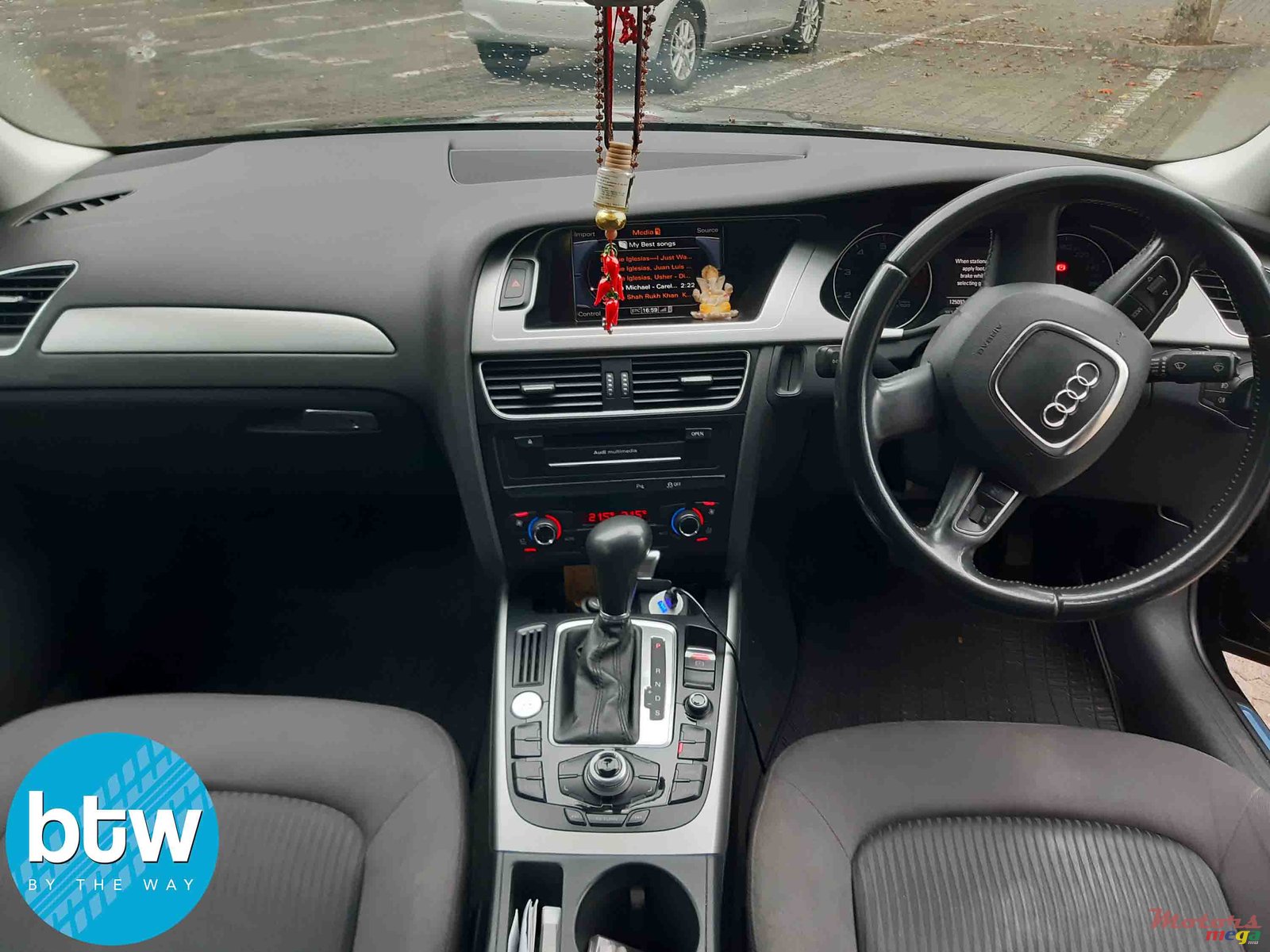 2012' Audi A4 2.0T photo #5