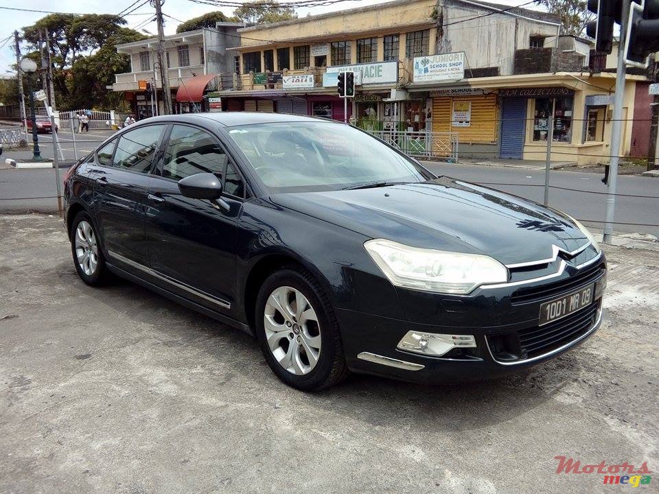 2009' Citroen C5 2.0 HDi photo #2