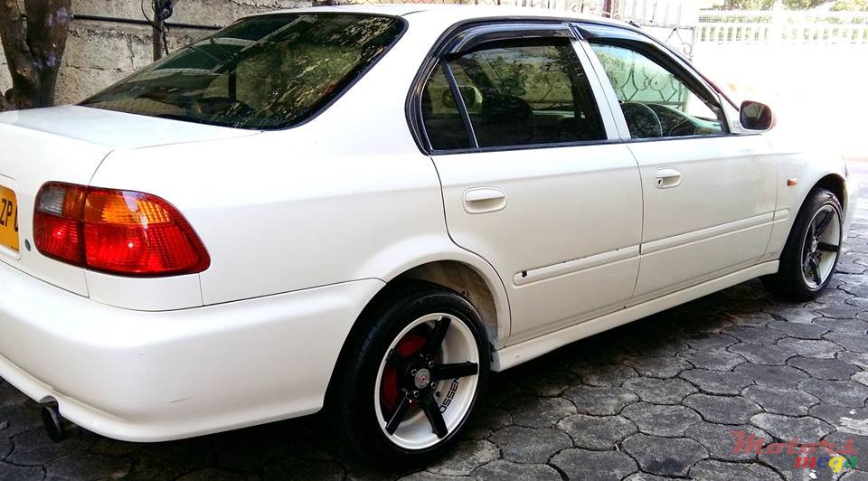 2000' Honda photo #2