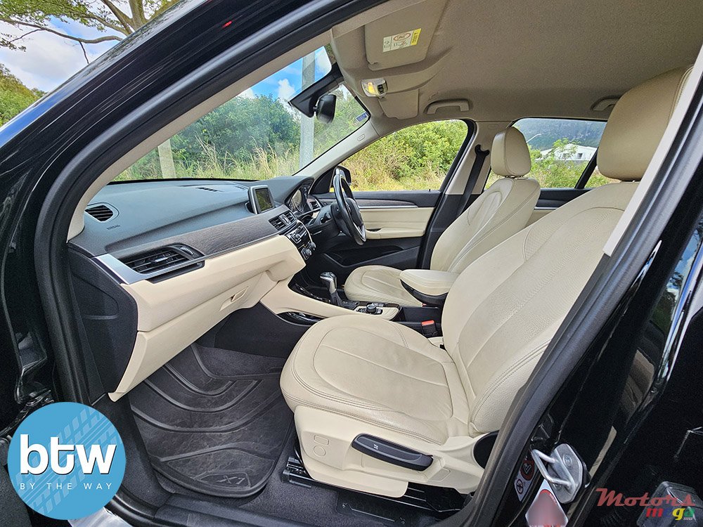 2017' BMW X1 photo #5