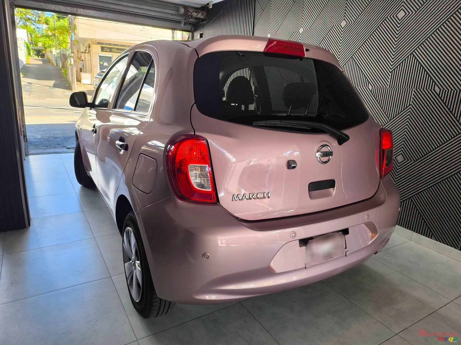 2022' Nissan March photo #5