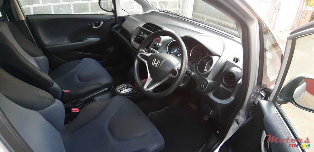 2008' Honda Fit photo #5