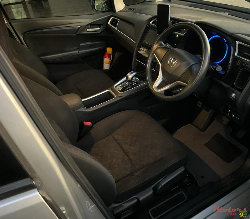 2016' Honda Shuttle photo #5