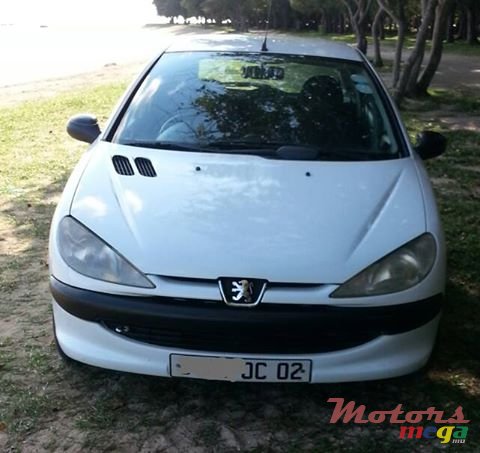 2002' Peugeot 206 XR photo #1