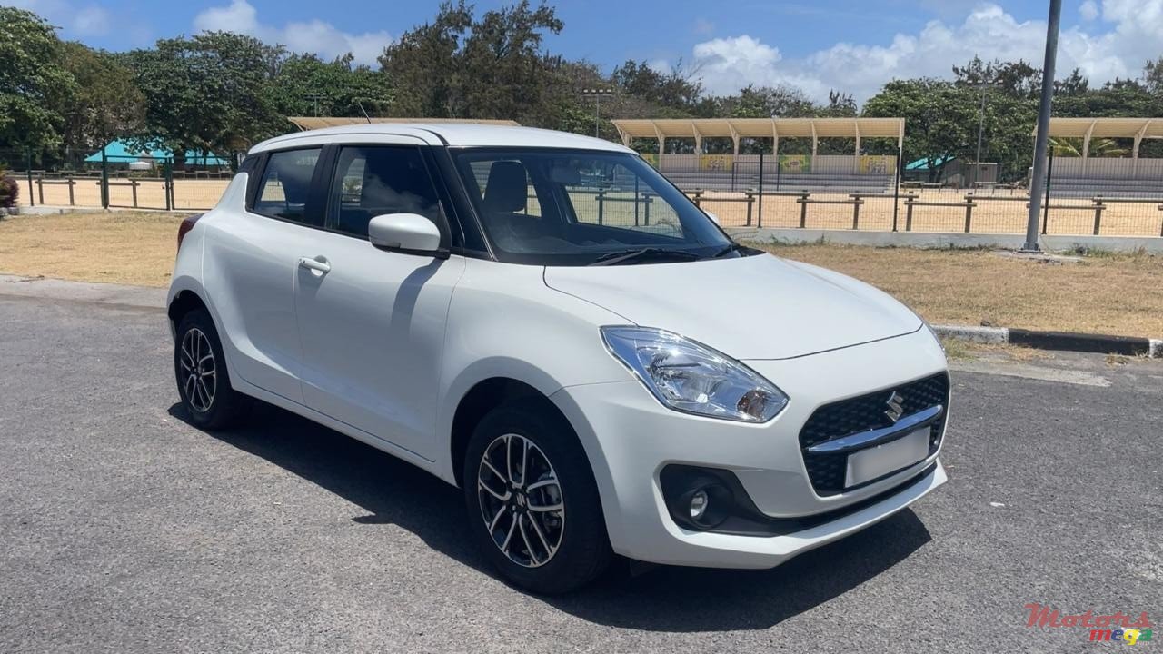2024' Suzuki Swift photo #5