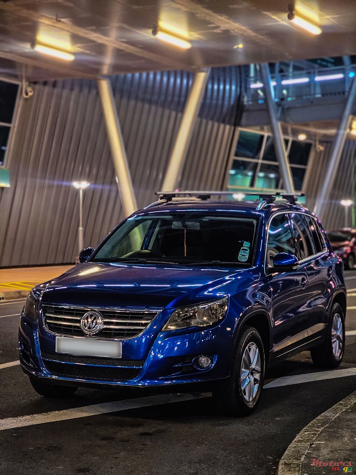 2008' Volkswagen Tiguan photo #2