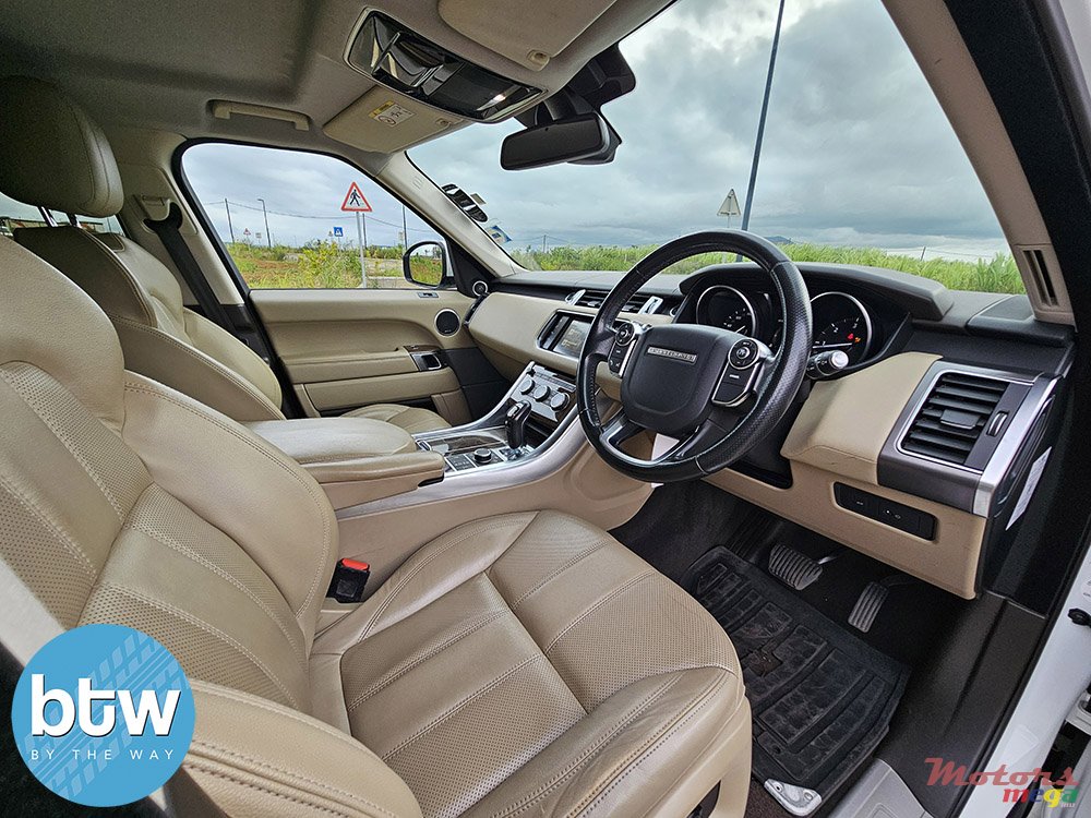 2016' Land Rover Range Rover SPORT SE SDV6 photo #5