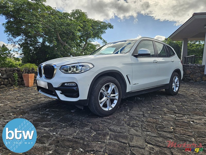 2018' BMW X3 sDrive 20i photo #2