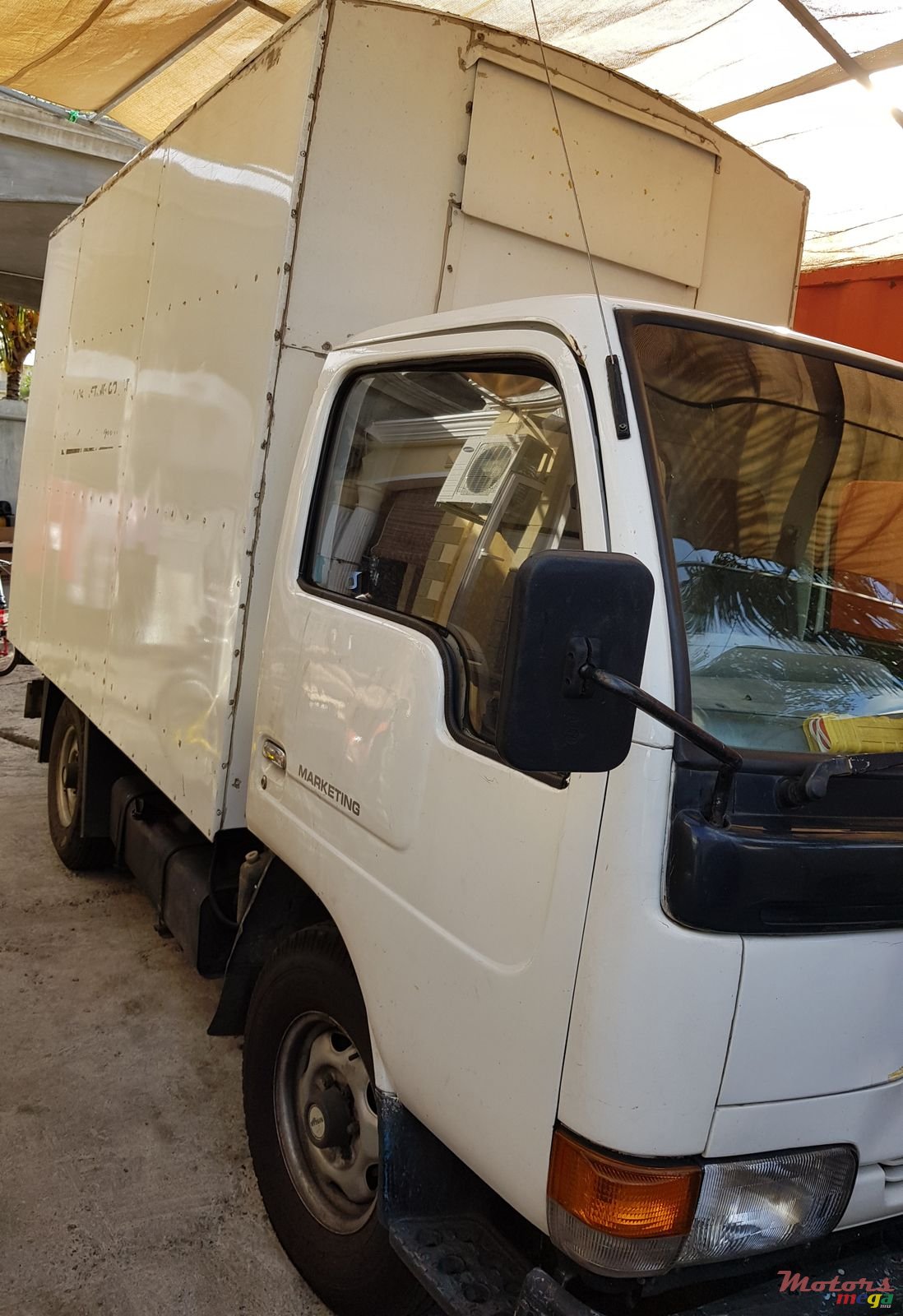 1997' Nissan Atlas Goods Vehicle photo #1