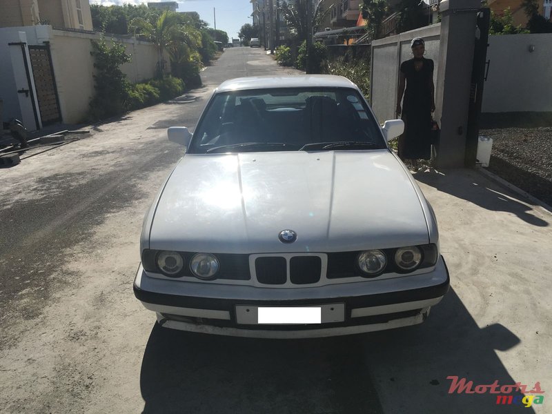 1990' BMW 518 photo #1