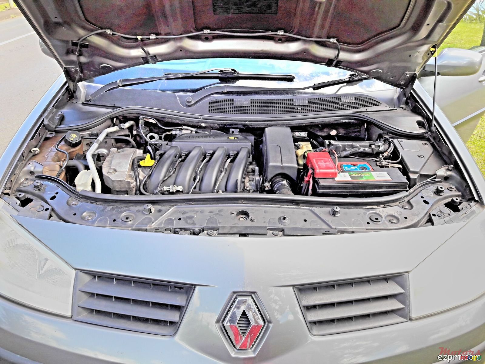 2006' Renault photo #3