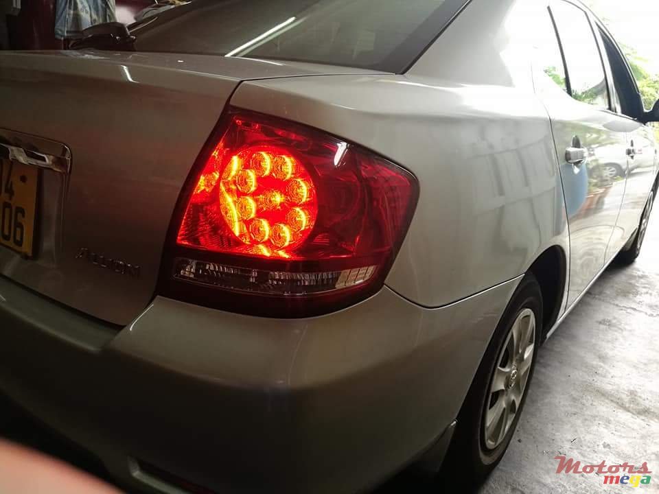 2006' Toyota photo #1