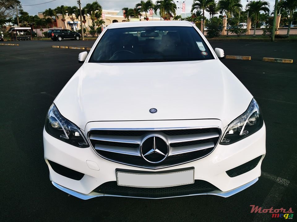 2013' Mercedes-Benz E-Class E250 photo #1