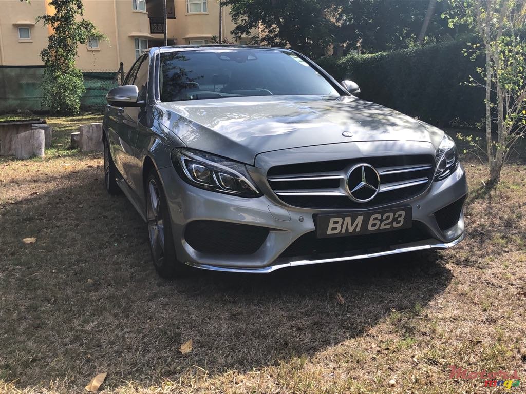 2014' Mercedes-Benz C-Class photo #2