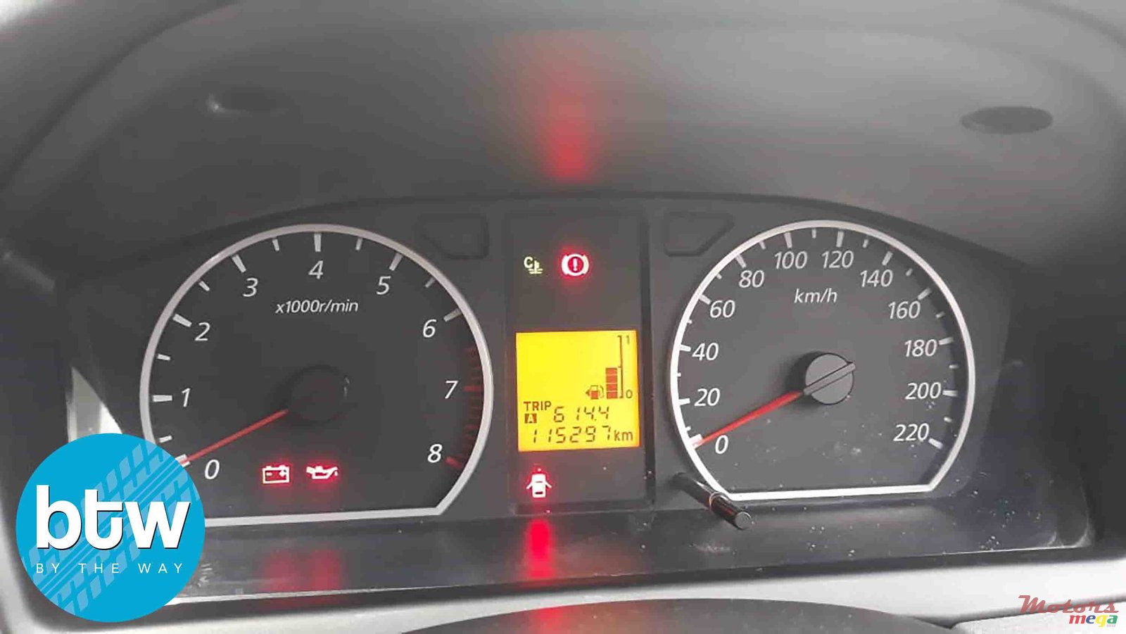 2011' Mitsubishi Lancer GLX photo #7