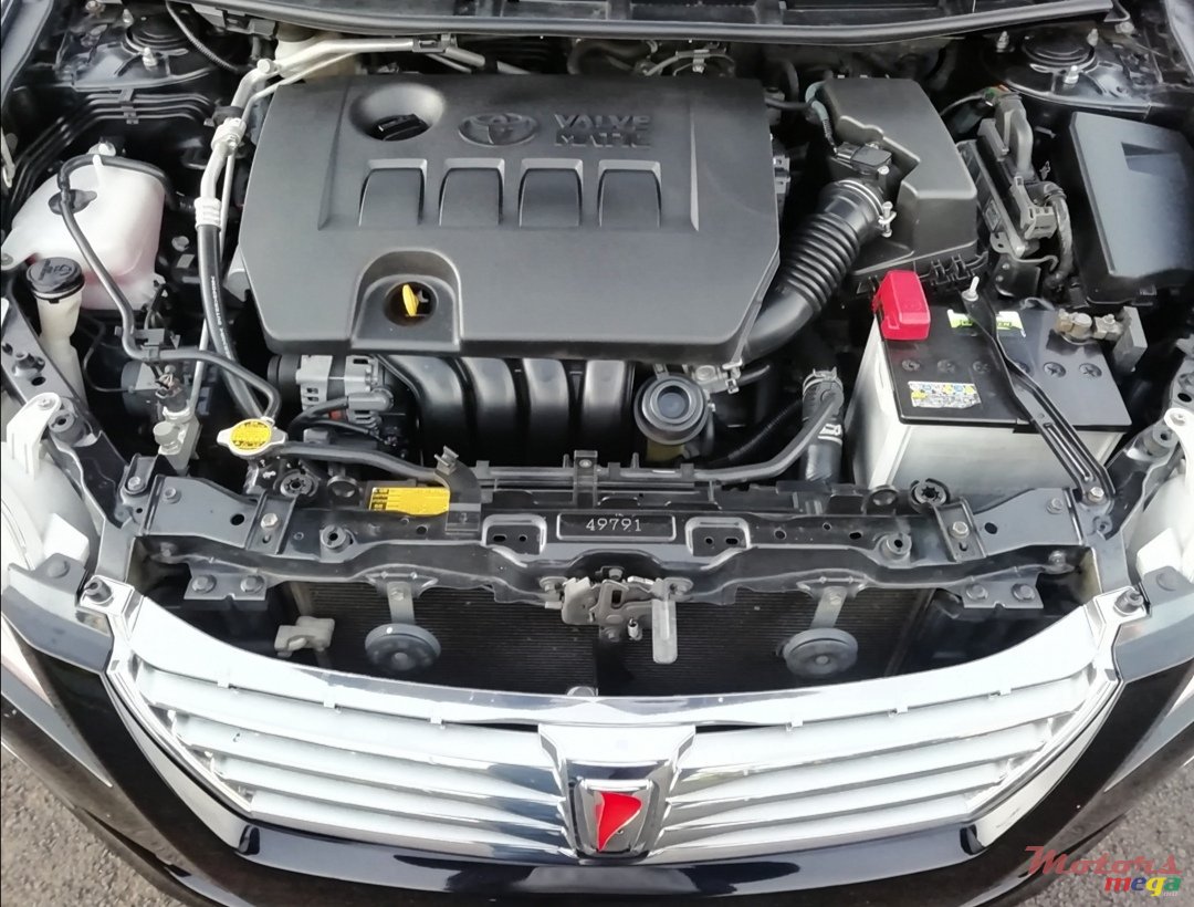 2012' Toyota Premio photo #7