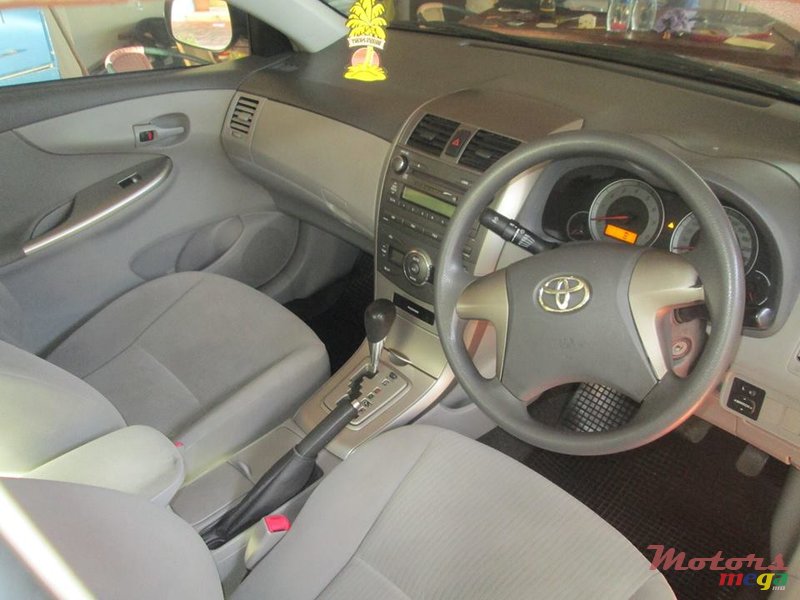 2008' Toyota Corolla photo #3