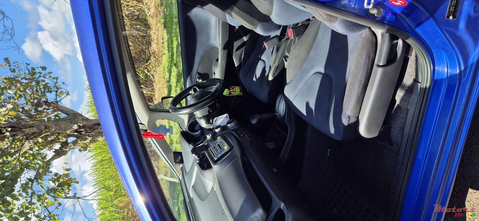 2011' Honda Fit photo #2