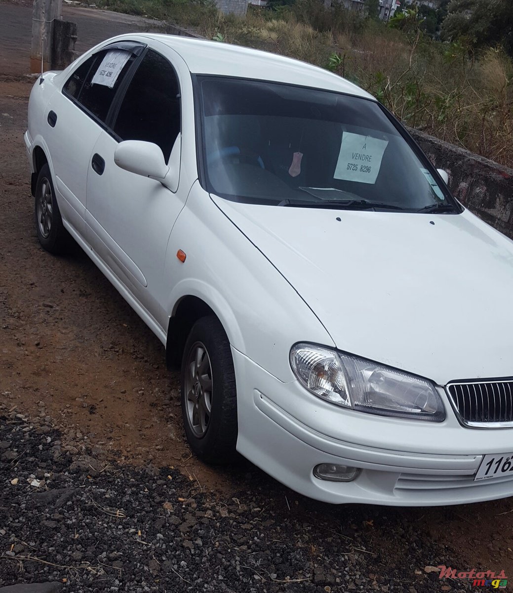 2003' Nissan N16 FULL OPTION photo #2