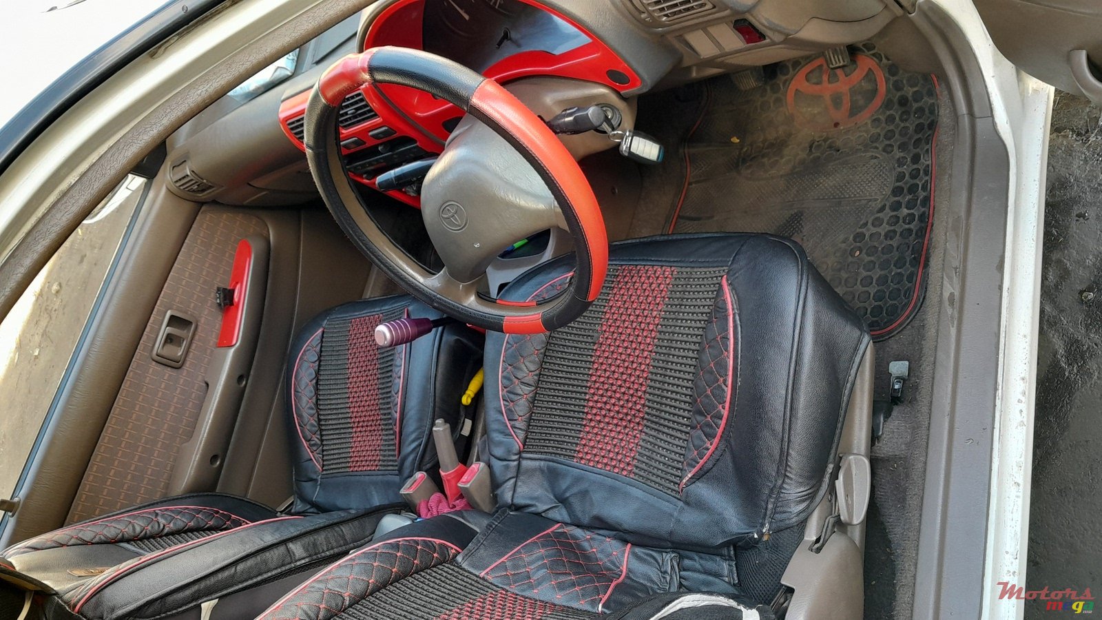 1993' Toyota Starlet photo #7