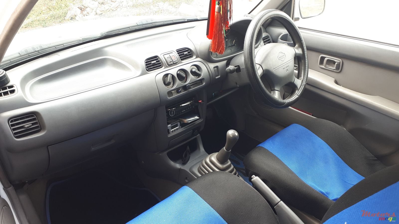 2001' Nissan March photo #1