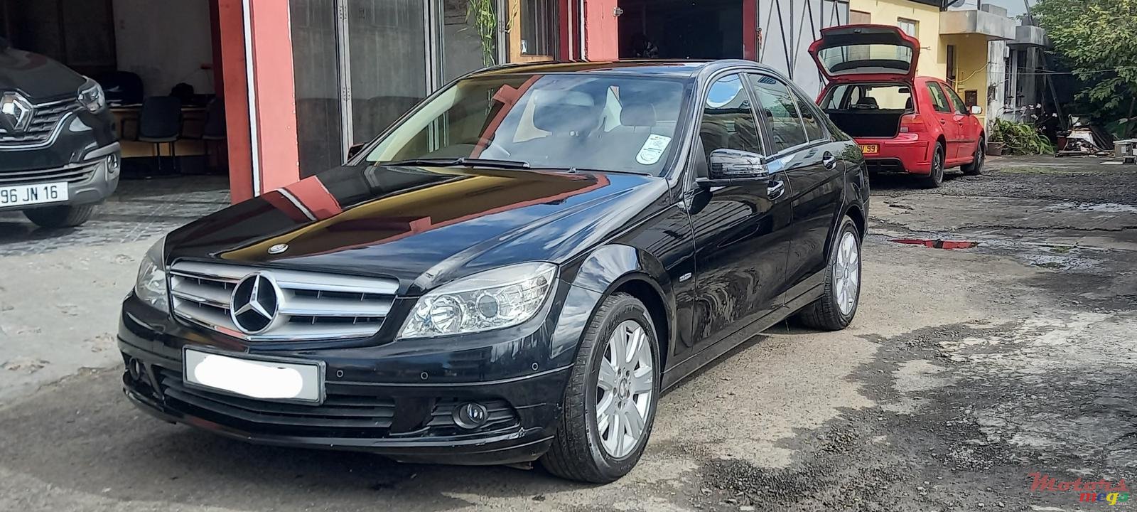 2010' Mercedes-Benz C180 photo #1