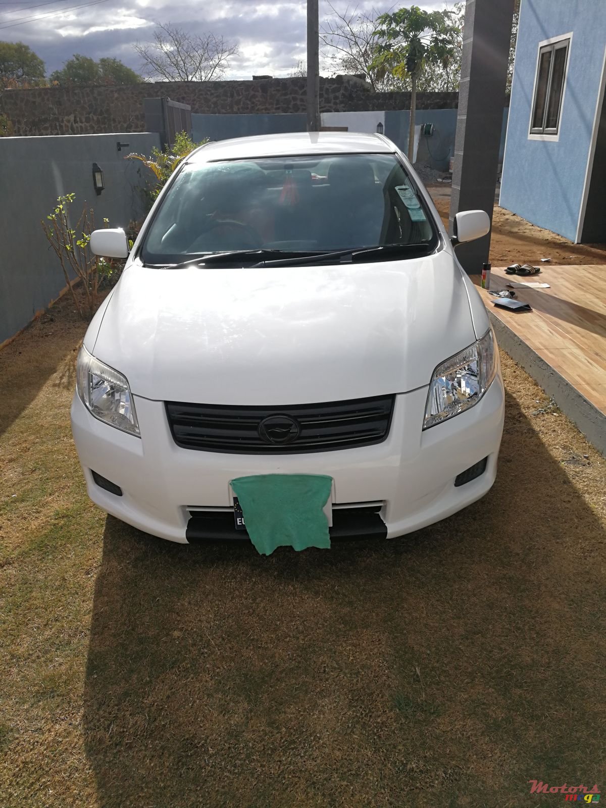 2007' Toyota Axio X photo #7