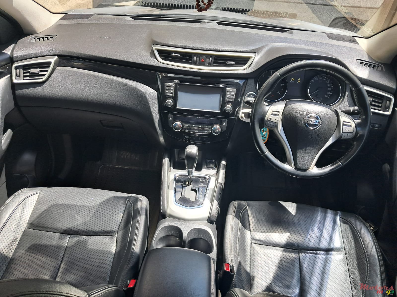 2015' Nissan Qashqai photo #7