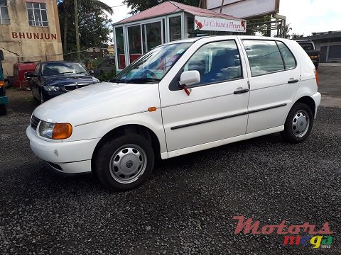 1999' Volkswagen Polo photo #2