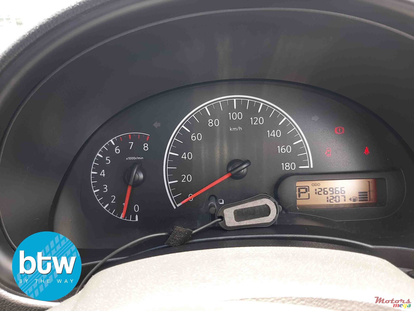 2013' Nissan Almera photo #7