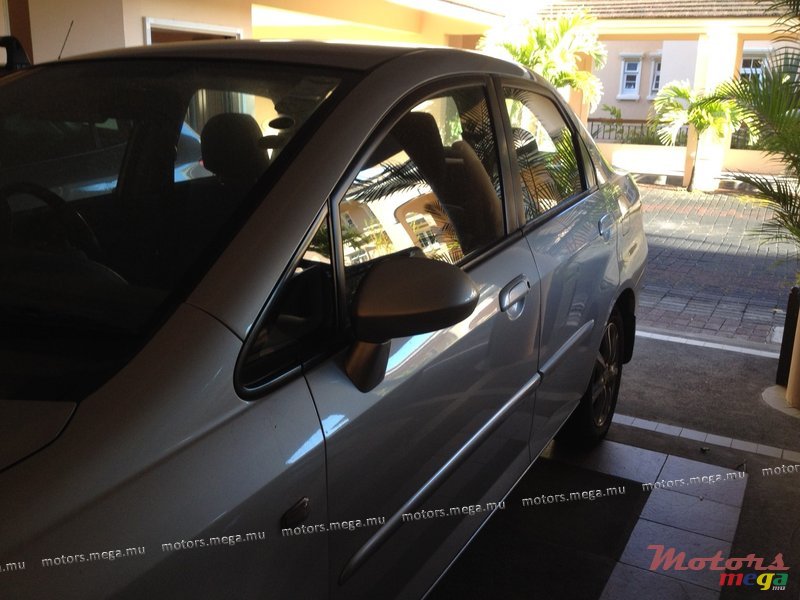 2007' Honda City photo #2