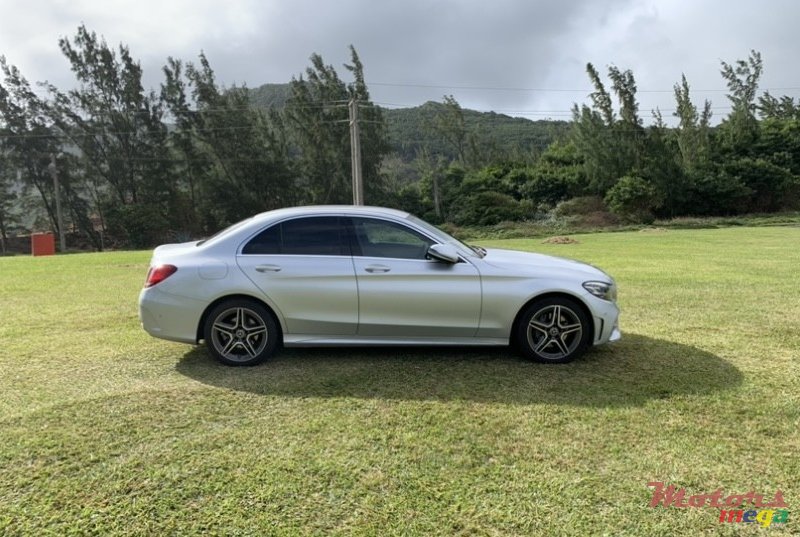 2019' Mercedes-Benz C 200 photo #1