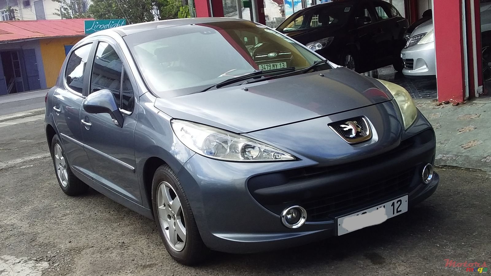 2012' Peugeot 207 photo #2