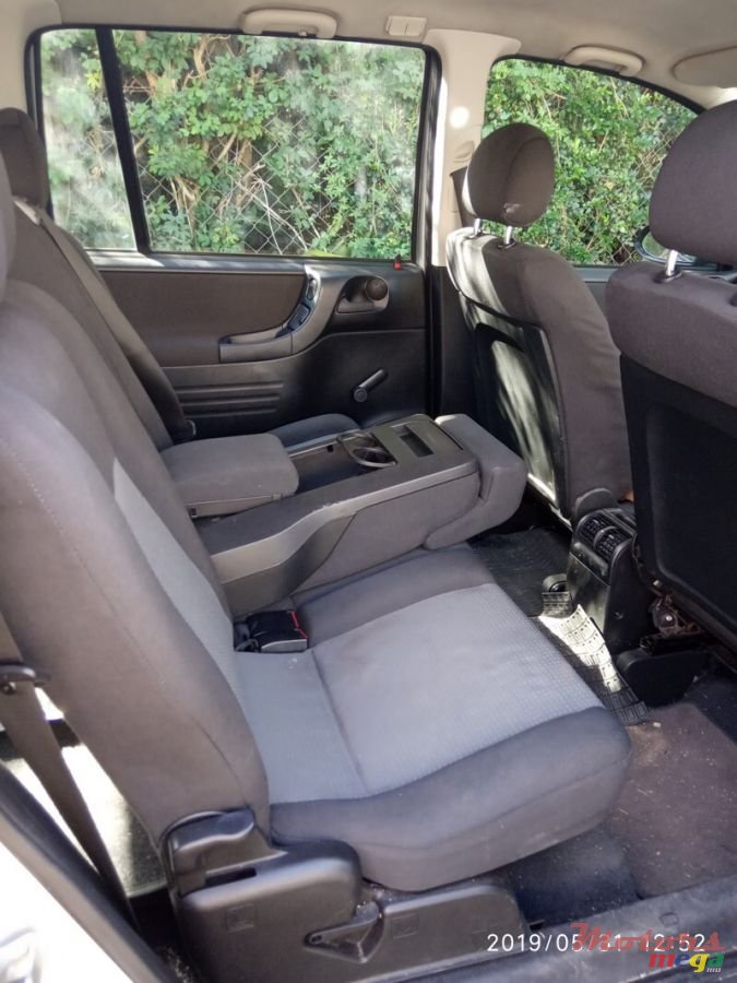 2005' Opel Zafira Life photo #6
