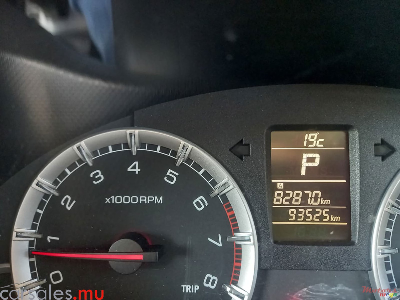 2013' Suzuki Swift 1.2 photo #7