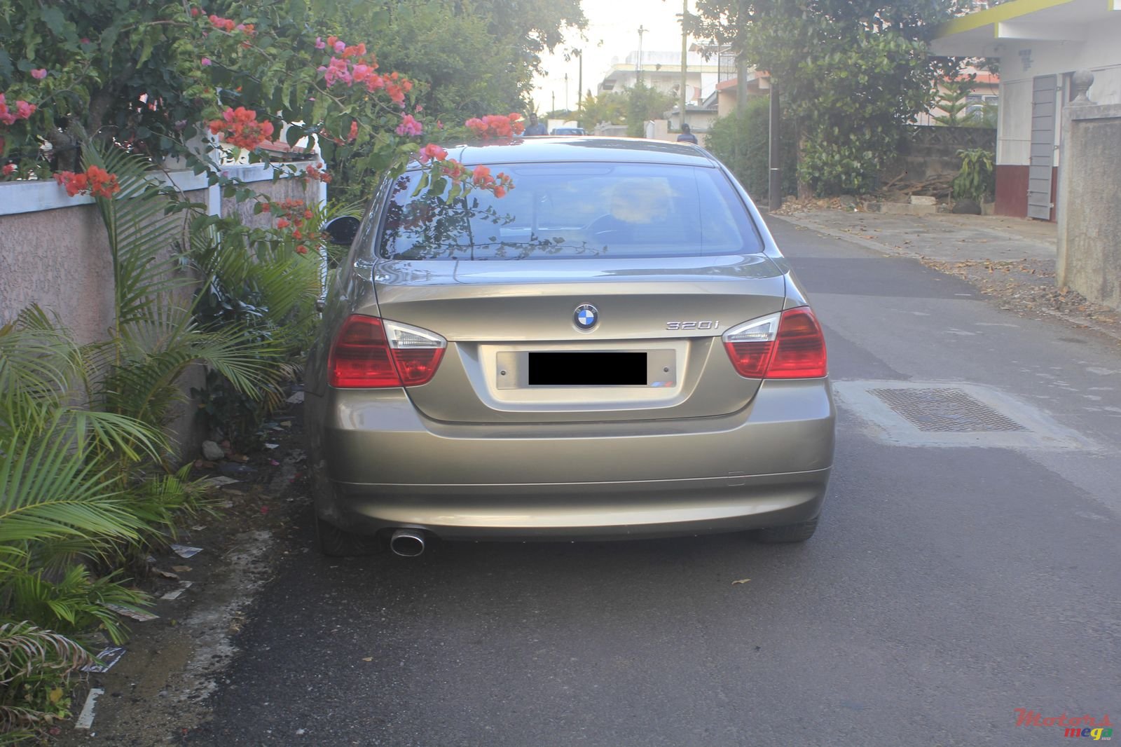 2006' BMW 3 Series photo #6
