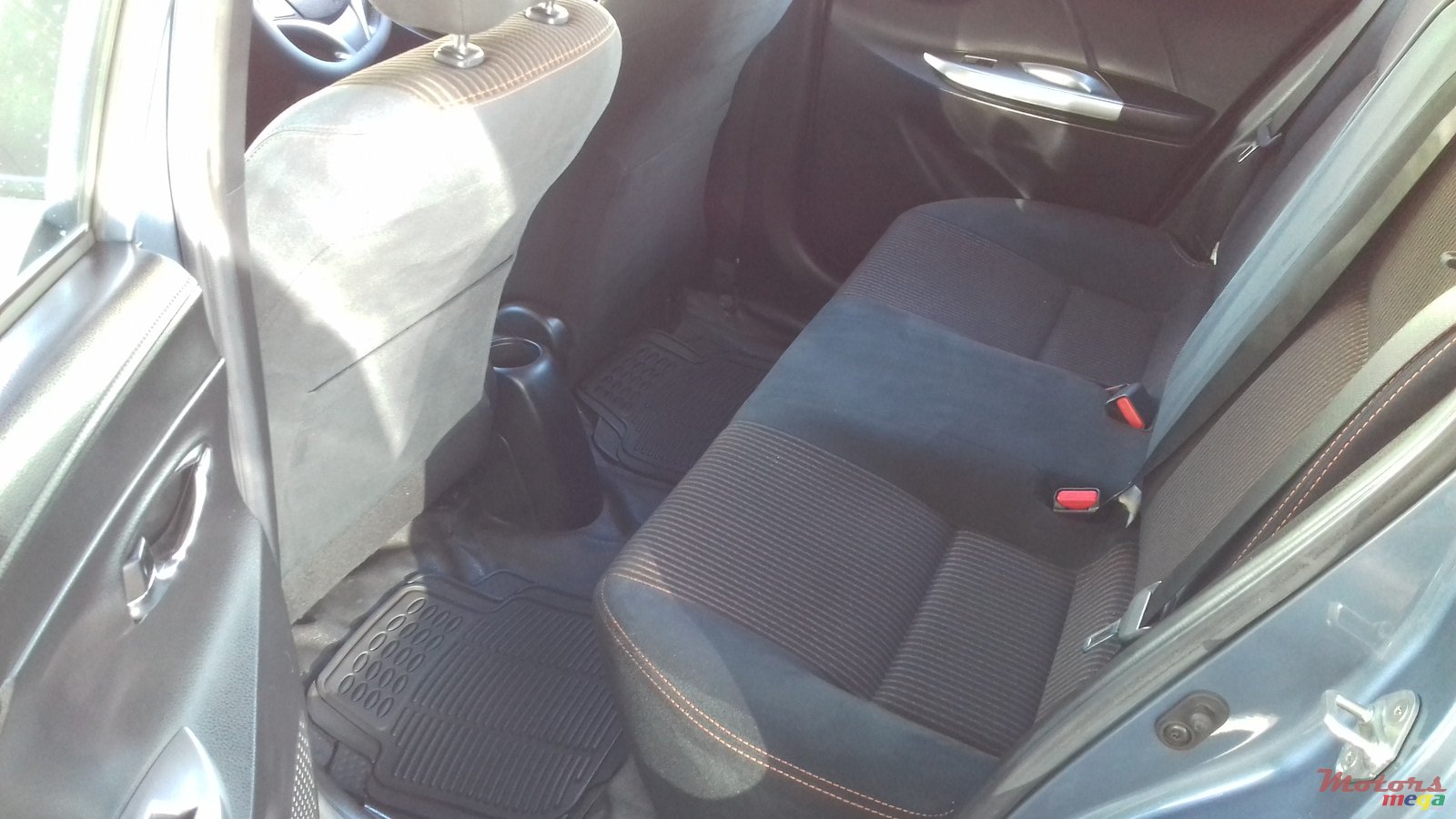 2014' Toyota Yaris Grade G photo #7